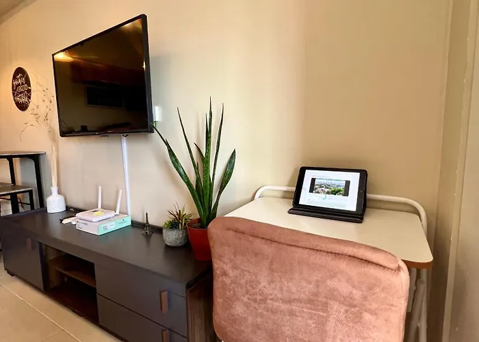 Cozy In It Park Aparthotel